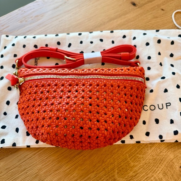 Clare V Handbags - Clare V PETITE FANNY in Bright Poppy Rattan NWT $345